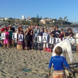 Acción en La Cala contra la Plataforma de gas y petróleo frente a la costa miheña